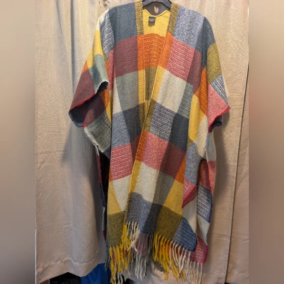NWOT-Poncho Multicolor - Picture 8 of 12